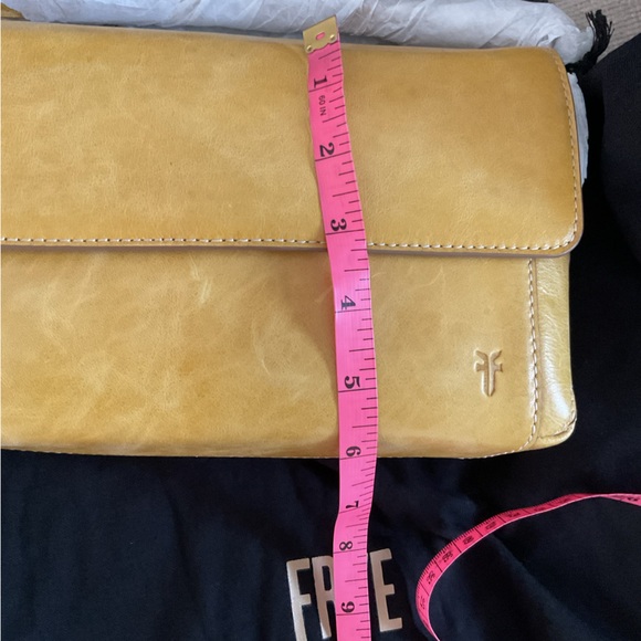 NWT FRYE Leather Reed Flap Crossbody - Picture 6 of 6